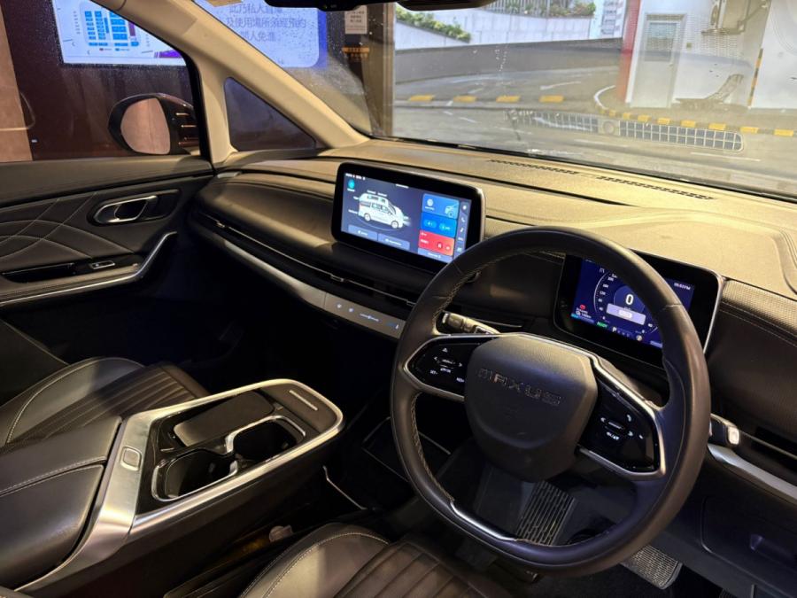 Mifa 9 Luxury - Image 3